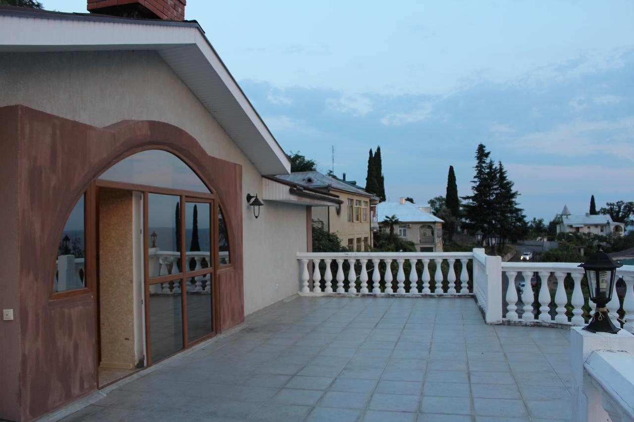 Mamzyshkha Guest House Gagra Esterno foto