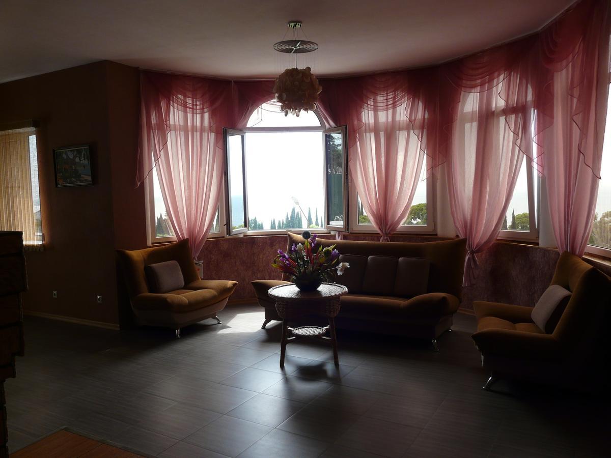 Mamzyshkha Guest House Gagra Esterno foto