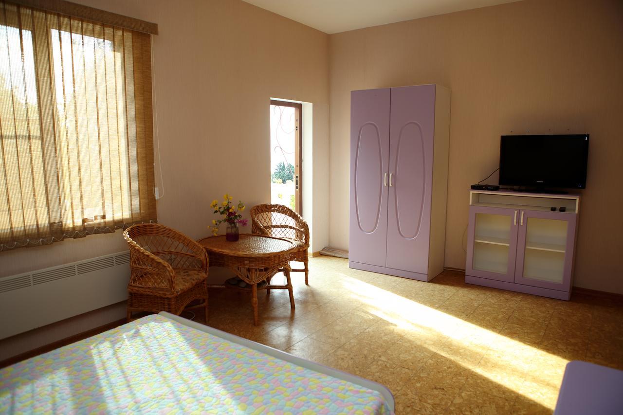 Mamzyshkha Guest House Gagra Esterno foto