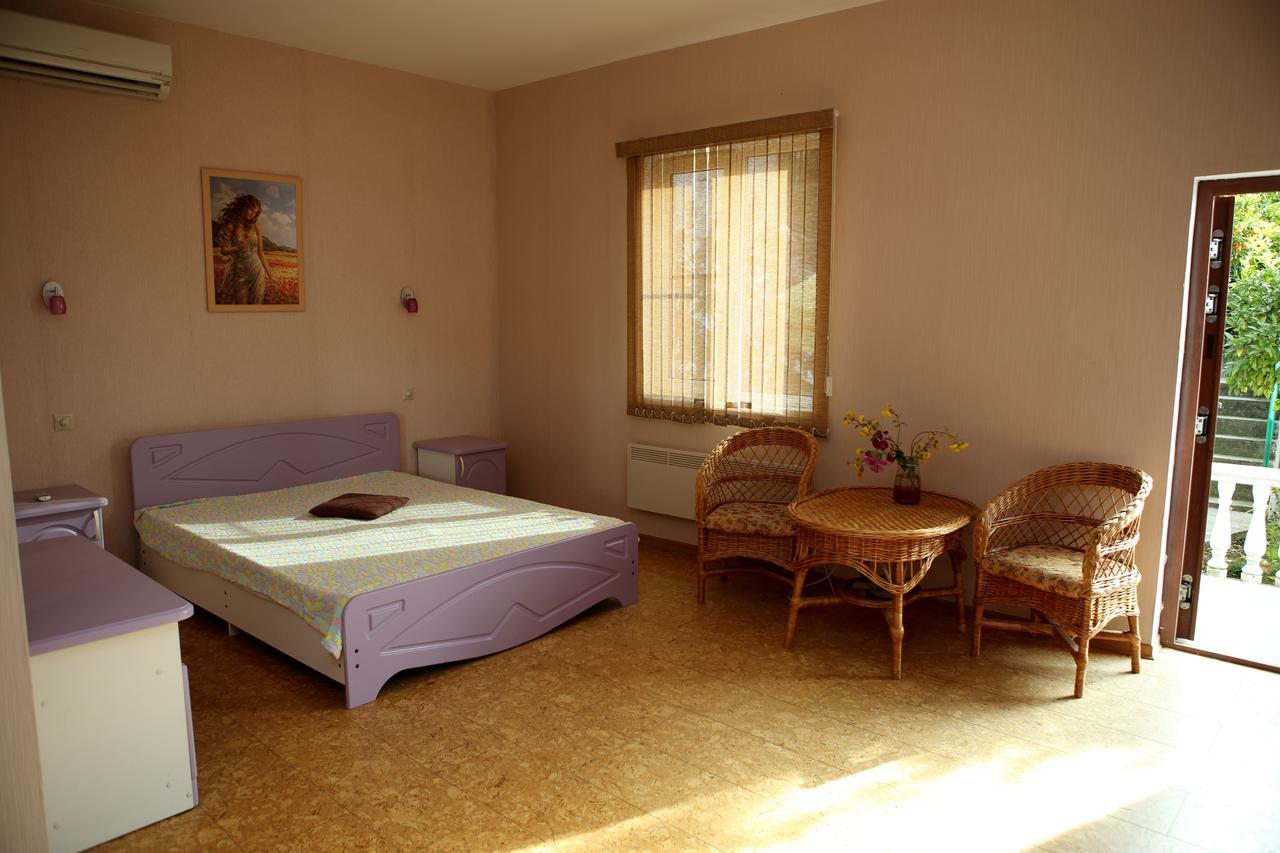 Mamzyshkha Guest House Gagra Esterno foto