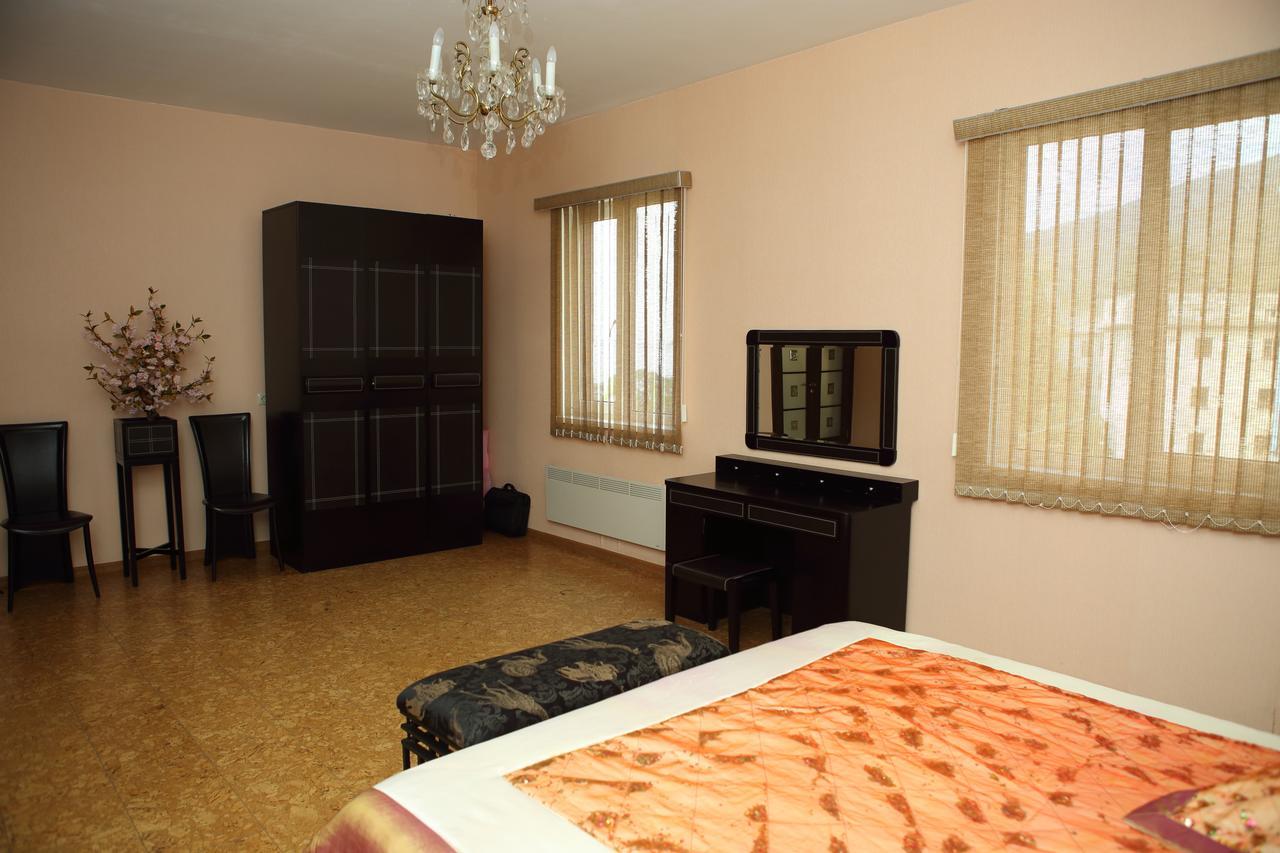 Mamzyshkha Guest House Gagra Esterno foto