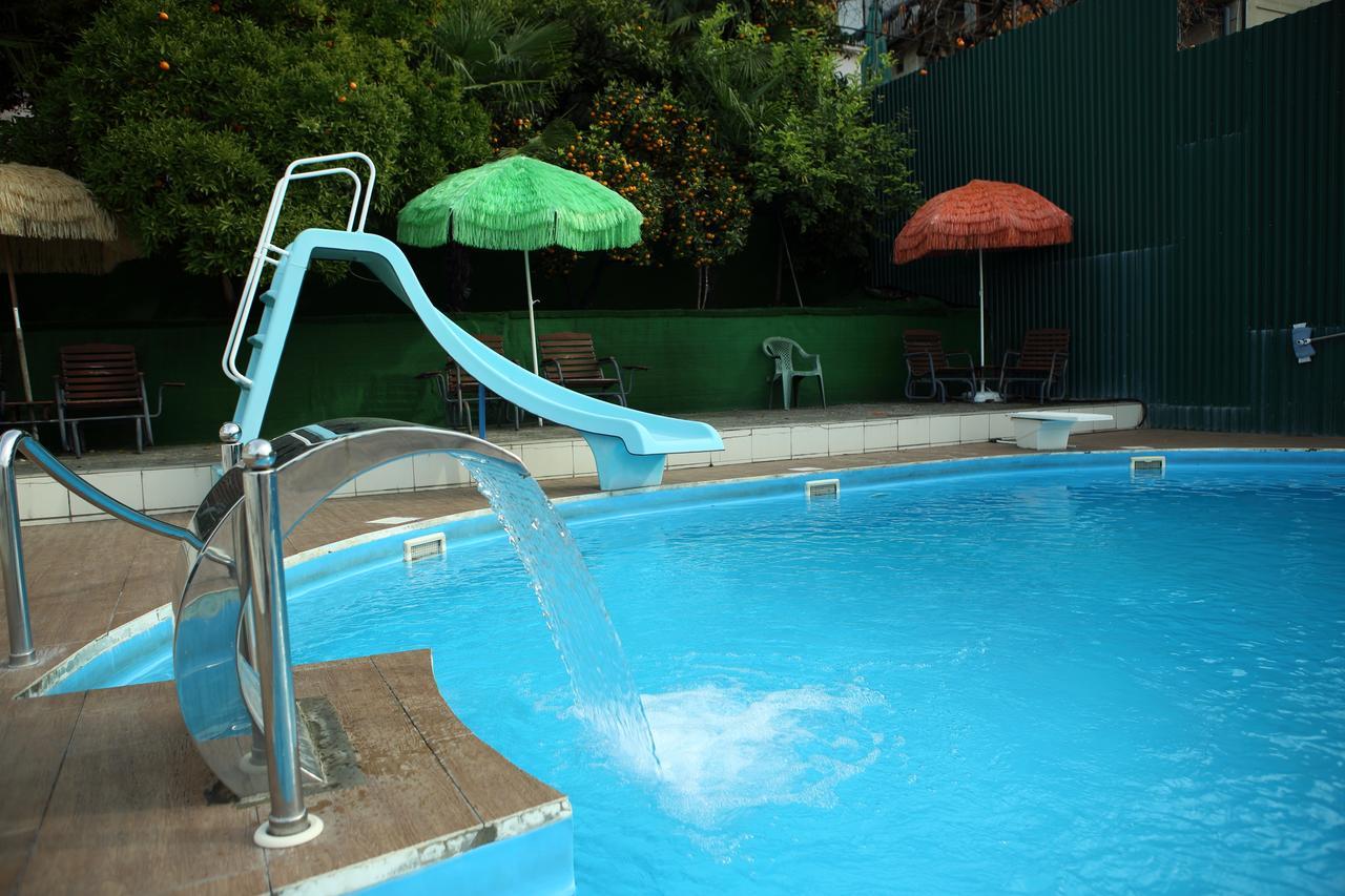 Mamzyshkha Guest House Gagra Esterno foto