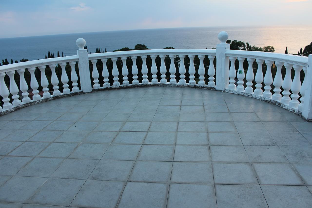 Mamzyshkha Guest House Gagra Esterno foto